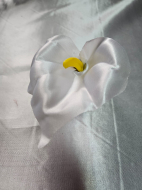 Capete de flori alb